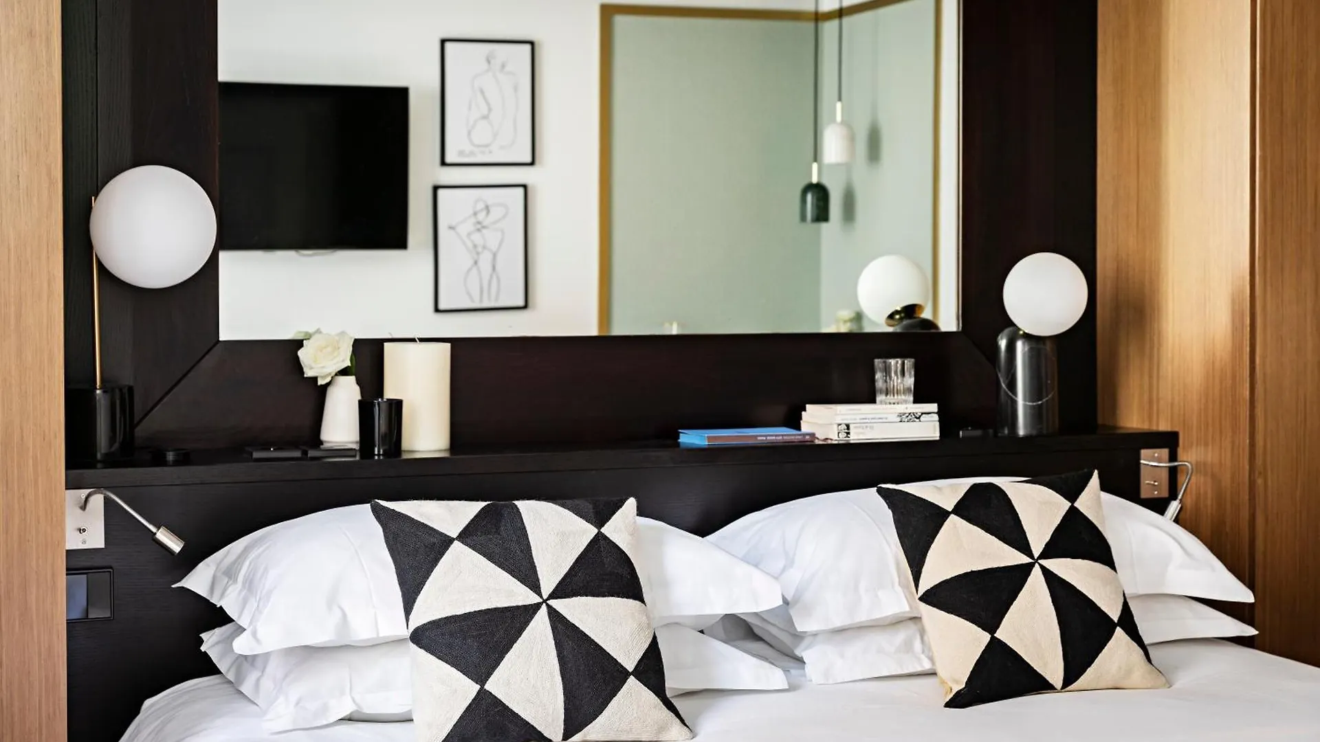 Palais De L'elysee By Ihg Hotel 4*
